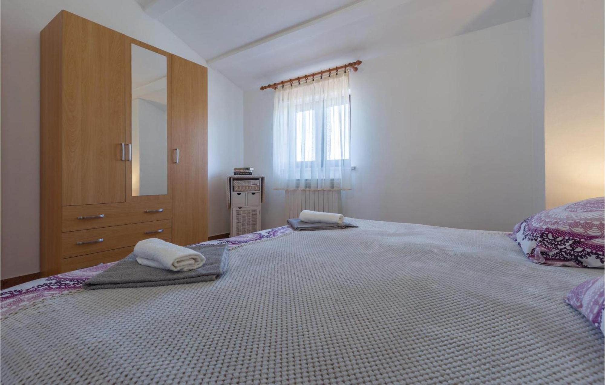 Amazing Apartment In Pazin With Wifi Katun Lindarski Ngoại thất bức ảnh