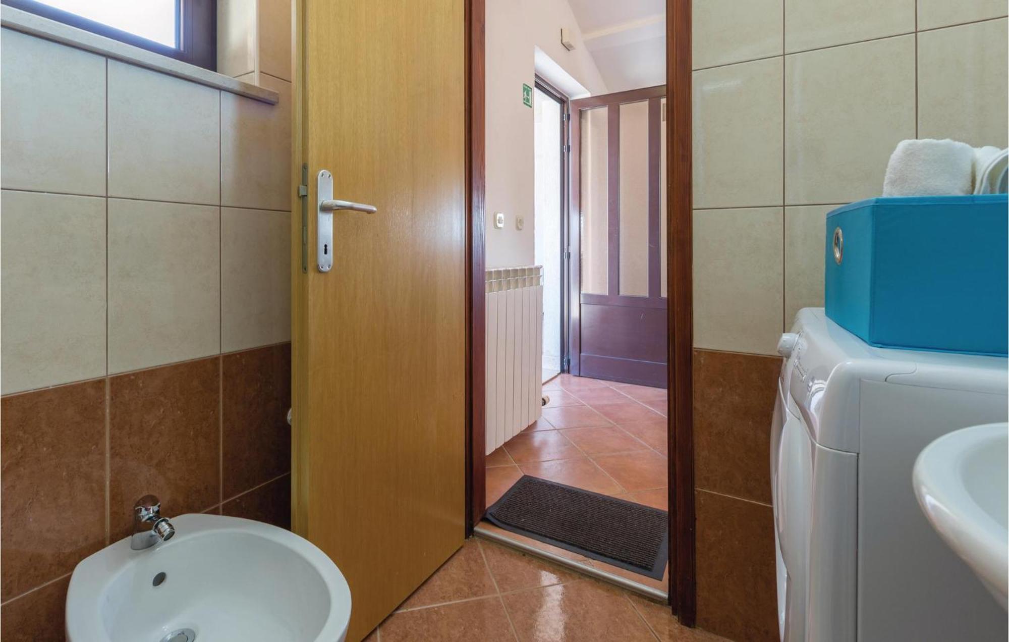 Amazing Apartment In Pazin With Wifi Katun Lindarski Ngoại thất bức ảnh