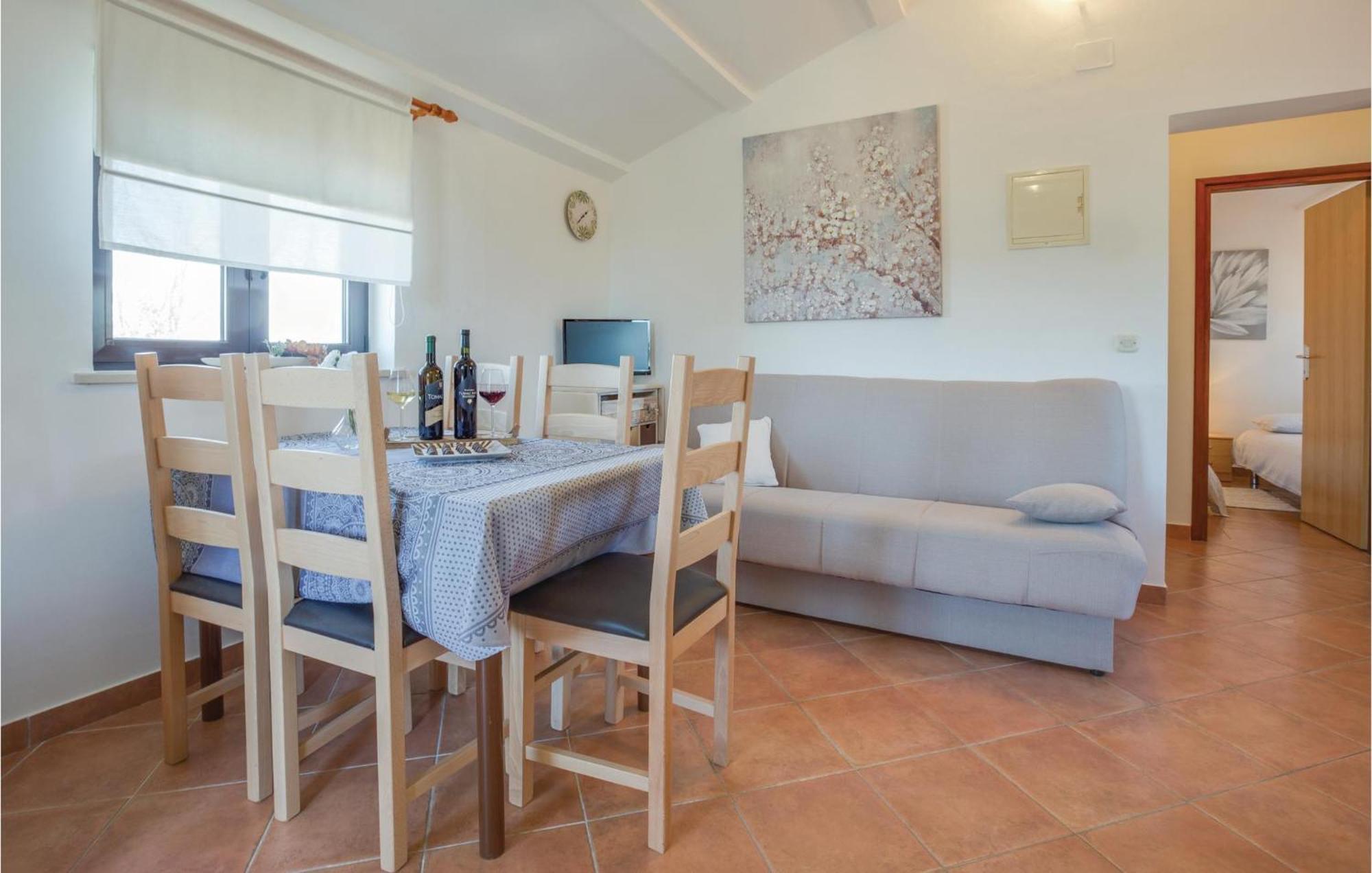 Amazing Apartment In Pazin With Wifi Katun Lindarski Ngoại thất bức ảnh